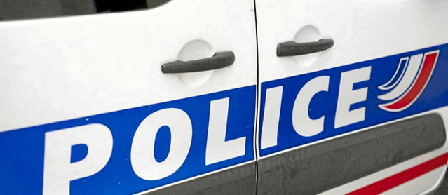 Trois policiers en garde-à-vue, suite au décès d'un manifestant en France Trois policiers en garde-à-vue, suite au décès d'un manifestant en France