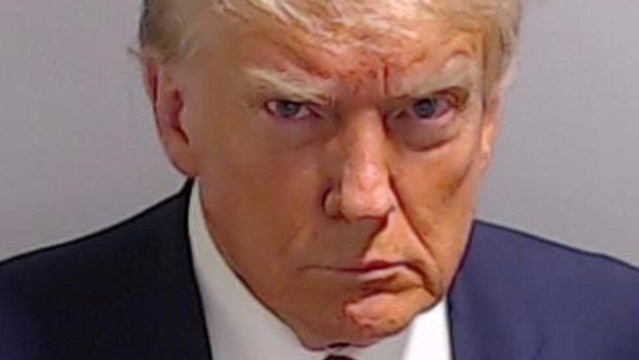 États-Unis: Trump incarcéré brièvement et pris en photo en prison, une première pour un ex-président États-Unis: Trump incarcéré brièvement et pris en photo en prison, une première pour un ex-président