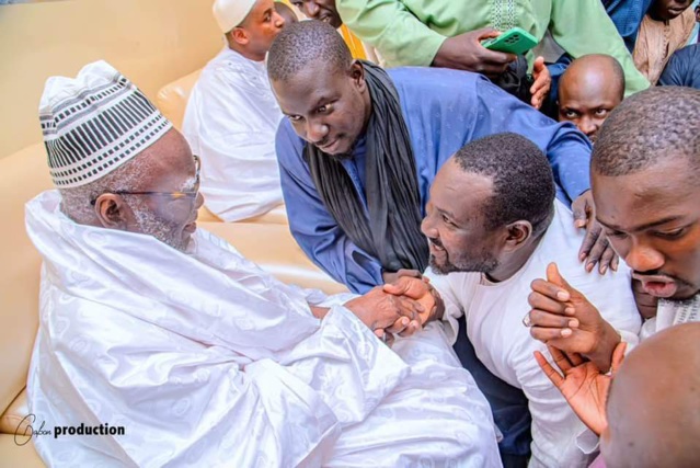 Grosse perte pour Idrissa Seck- Omar Fall, un des éléments de sa garde rapprochée, n'est plus ! Grosse perte pour Idrissa Seck- Omar Fall, un des éléments de sa garde rapprochée, n'est plus !