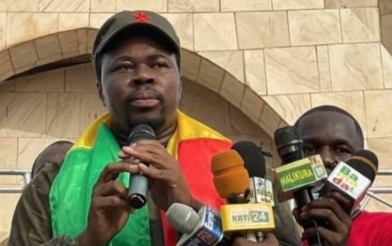 Mali: l’activiste Ben Le Cerveau, ex fervent soutien de Goita, emprisonné Mali: l’activiste Ben Le Cerveau, ex fervent soutien de Goita, emprisonné