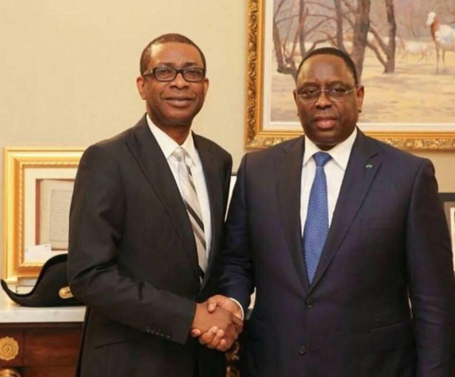 Youssou Ndour démissionne de son poste de ministre conseiller et quitte...