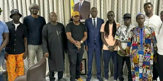 MÉDIATION- Les rappeurs cherchent la libération de Nitdoff et Karim Xurum Xax MÉDIATION- Les rappeurs cherchent la libération de Nitdoff et Karim Xurum Xax