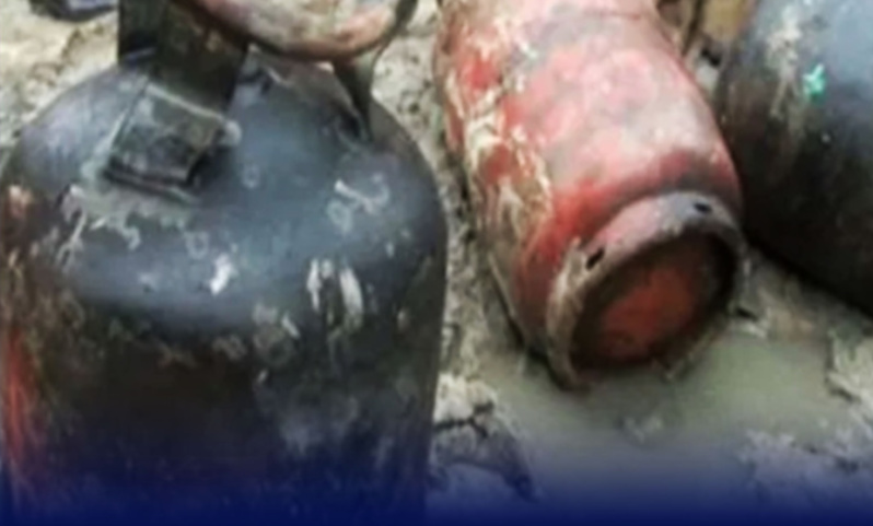 Explosion mortelle d’une bonbonne de gaz à Derklé : Scandale autour d’une affaire explosive ! Explosion mortelle d’une bonbonne de gaz à Derklé : Scandale autour d’une affaire explosive !