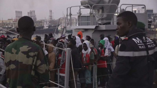 Sénégal : la Marine intercepte plus de 300 candidats à l'exil vers l'Europe Sénégal : la Marine intercepte plus de 300 candidats à l'exil vers l'Europe