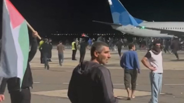 Russie : 60 interpellations après l'assaut d'un aéroport par une foule hostile à Israël