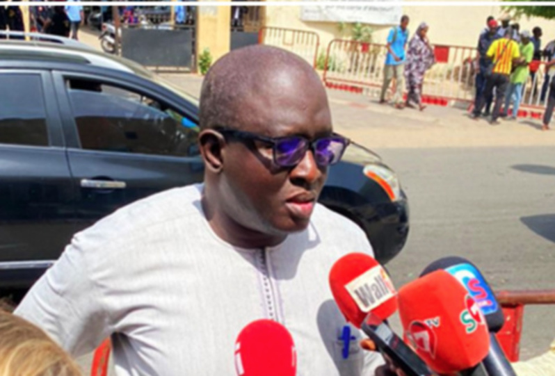 Retrait de fiches de parrainages pour Sonko: Ayib Daffé a pris rendez-vous ce mercredi à la CENA Retrait de fiches de parrainages pour Sonko: Ayib Daffé a pris rendez-vous ce mercredi à la CENA