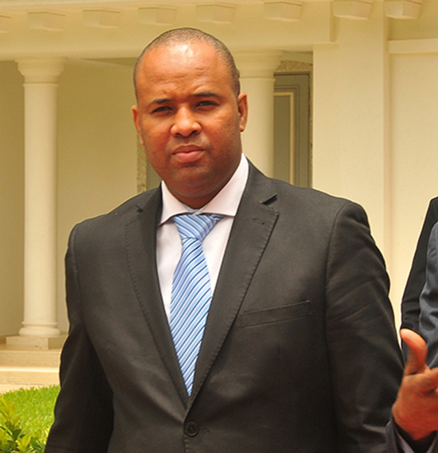 Abdoulaye Balde BIBI, Membre du SEN APR: « Le PM Candidat Amadou Ba n’assure pas et ne rassure pas Abdoulaye Balde BIBI, Membre du SEN APR: « Le PM Candidat Amadou Ba n’assure pas et ne rassure pas