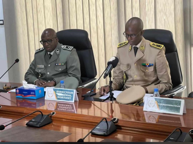 Passation de service à la Direction Générale des Douanes: la sobriété pour mot d’ordre Passation de service à la Direction Générale des Douanes: la sobriété pour mot d’ordre