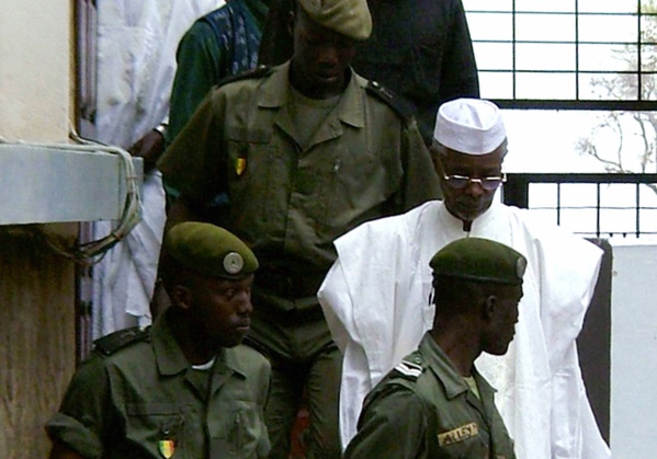 EXCLUSIF DAKARPOSTE.COM - Rebondissement de l'affaire Hissen Habré : Installation des juges jeudi prochain à Dakar, révélation sur l'identité des magistrats EXCLUSIF DAKARPOSTE.COM - Rebondissement de l'affaire Hissen Habré : Installation des juges jeudi prochain à Dakar, révélation sur l'identité des magistrats