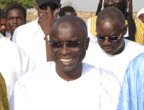 ​Exclusif   Dakarposte.com -  Idirissa Seck à Touba pour les besoins du "Kazzu Rajab" avant d'entamer une tournée nationale