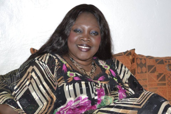 Ndela Madior Diouf décoche des flèches: " On a élu Macky Sall pour 5 ans (...) Tout le monde dit que Marième Faye Sall est jalouse, c'est pourquoi (...) Moustapha Niass a sacrifié mon père (...) Ndela Madior Diouf décoche des flèches: " On a élu Macky Sall pour 5 ans (...) Tout le monde dit que Marième Faye Sall est jalouse, c'est pourquoi (...) Moustapha Niass a sacrifié mon père (...)