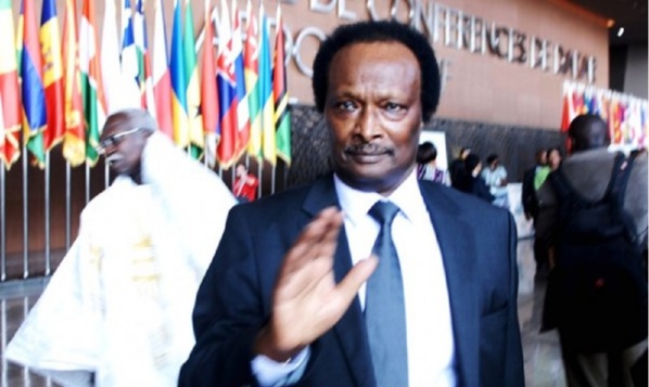 Baba Diao, le conseiller de Macky et partenaire de Niasse, détrôné par son propre fils…Des affaires en milliards de dollars Baba Diao, le conseiller de Macky et partenaire de Niasse, détrôné par son propre fils…Des affaires en milliards de dollars