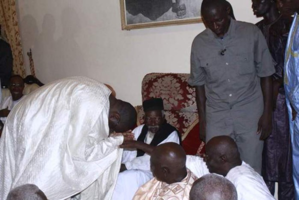 ​Le coup de charme de Macky à Touba