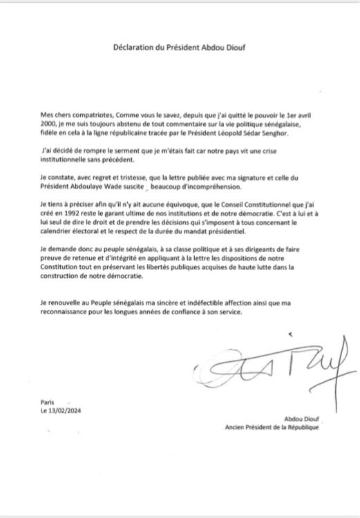 Le Président Abdou Diouf sort un nouveau communiqué et apporte des précisions Le Président Abdou Diouf sort un nouveau communiqué et apporte des précisions
