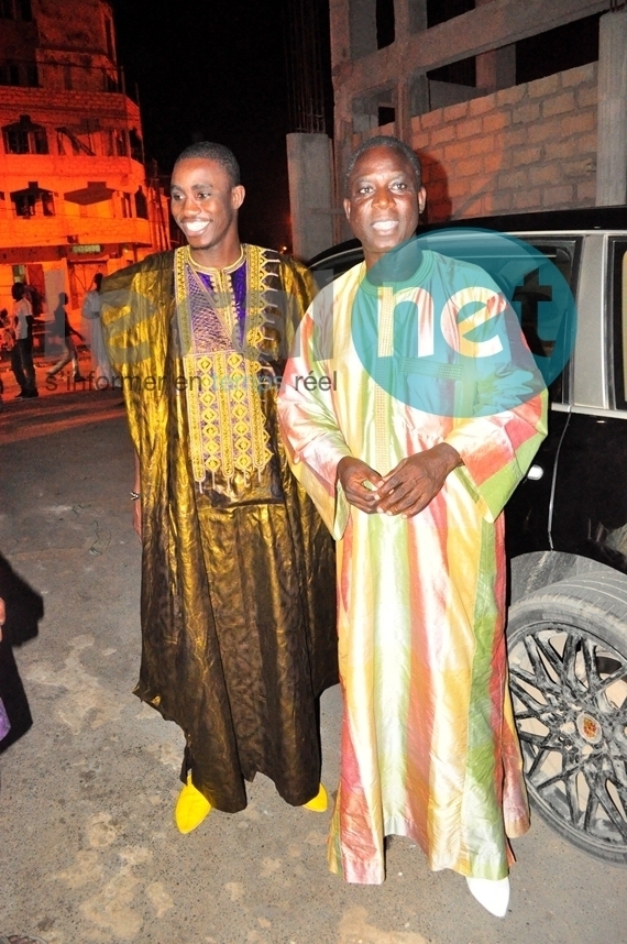 Thione Seck perdu par les faux billets, Wally Ballago vole à son secours Thione Seck perdu par les faux billets, Wally Ballago vole à son secours