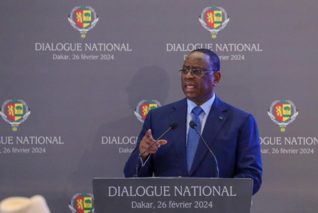 Président Macky Sall : « S’il n’y a pas de consensus, le Conseil constitutionnel va désigner mon remplacant à partir du 2 avril » Président Macky Sall : « S’il n’y a pas de consensus, le Conseil constitutionnel va désigner mon remplacant à partir du 2 avril »