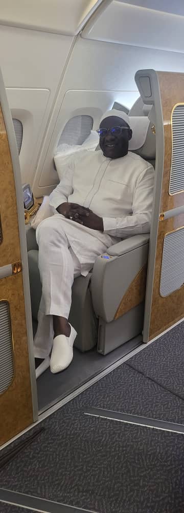 Retour de la "Oumra"- Le Président Mbagnick Diop revient au bercail après son petit pèlerinage Retour de la "Oumra"- Le Président Mbagnick Diop revient au bercail après son petit pèlerinage