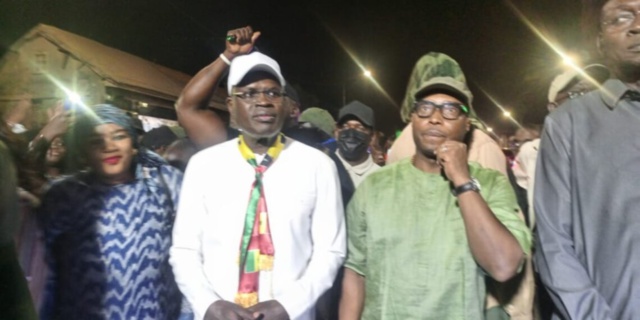 Campagne présidentielle : khalifa Sall se réjouit de la mobilisation des Dakarois et les invitent à évaluer les programmes des candidats Campagne présidentielle : khalifa Sall se réjouit de la mobilisation des Dakarois et les invitent à évaluer les programmes des candidats
