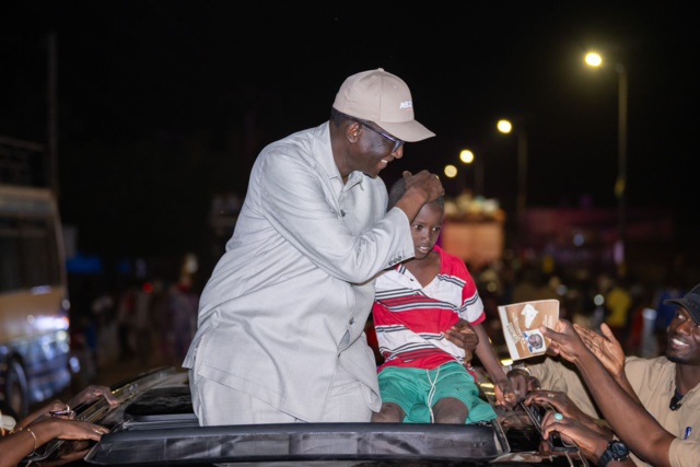 Après un rapide pèlerinage à Ndiayene Pendao, village de son père, Amadou Ba liste ses projets pour Podor Après un rapide pèlerinage à Ndiayene Pendao, village de son père, Amadou Ba liste ses projets pour Podor