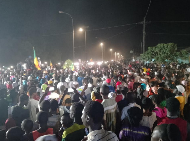 Retour dans sa ville : Ziguinchor offre un accueil populaire à son maire, Ousmane Sonko Retour dans sa ville : Ziguinchor offre un accueil populaire à son maire, Ousmane Sonko