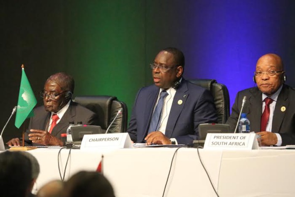 Macky Sall: "Nous ne pouvons pas accepter qu’on traite l’Afrique avec mépris (...) Ce continent a trop payé pour des bêtises de l’humanité à travers la traite négrière, la colonisation (...) Macky Sall: "Nous ne pouvons pas accepter qu’on traite l’Afrique avec mépris (...) Ce continent a trop payé pour des bêtises de l’humanité à travers la traite négrière, la colonisation (...)