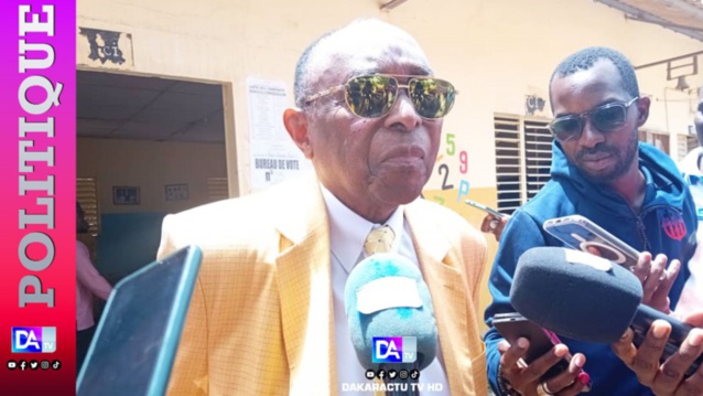 Centre Mass Massaër Niane : Jean Paul Dias éconduit de son lieu de vote Centre Mass Massaër Niane : Jean Paul Dias éconduit de son lieu de vote