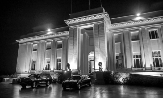 URGENT- La sécurité renforcée autour du Palais Présidentiel URGENT- La sécurité renforcée autour du Palais Présidentiel