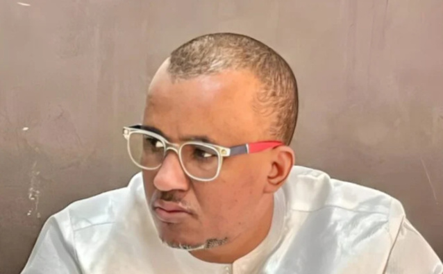 Le film de la bagarre entre Oumar Sow et Ousmane Yara au Palais Le film de la bagarre entre Oumar Sow et Ousmane Yara au Palais