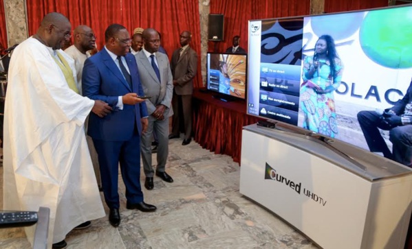 La réaction du Pr Macky Sall le passage de l'analogique au numérique La réaction du Pr Macky Sall le passage de l'analogique au numérique