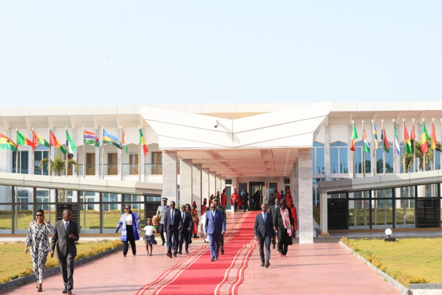 Cérémonie d'investiture du Pr Bassirou Diomaye Faye- Les hôtes de marque débarquent depuis cet après-midi (IMAGES EXCLUSIVES DAKARPOSTE) Cérémonie d'investiture du Pr Bassirou Diomaye Faye- Les hôtes de marque débarquent depuis cet après-midi (IMAGES EXCLUSIVES DAKARPOSTE)