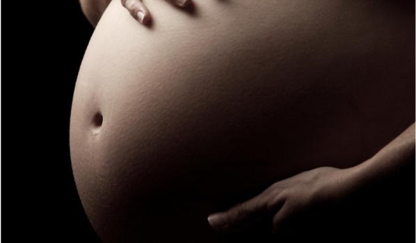 Une conseillère municipale, responsable politique de l'APR enceinte... sous les verrous Une conseillère municipale, responsable politique de l'APR enceinte... sous les verrous