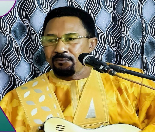 Le chanteur Abou Diouba Deh félicite le nouveau président Sénégalais Le chanteur Abou Diouba Deh félicite le nouveau président Sénégalais