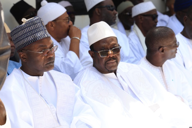 L' ex premier ministre Mohamed  Dione reçoit les éloges de la nation Sénégalaise (IMAGES DE LA LEVÉE DU CORPS)