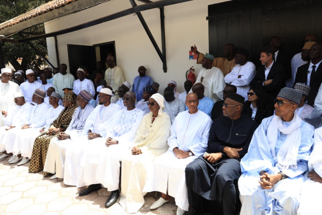 L' ex premier ministre Mohamed  Dione reçoit les éloges de la nation Sénégalaise (IMAGES DE LA LEVÉE DU CORPS)