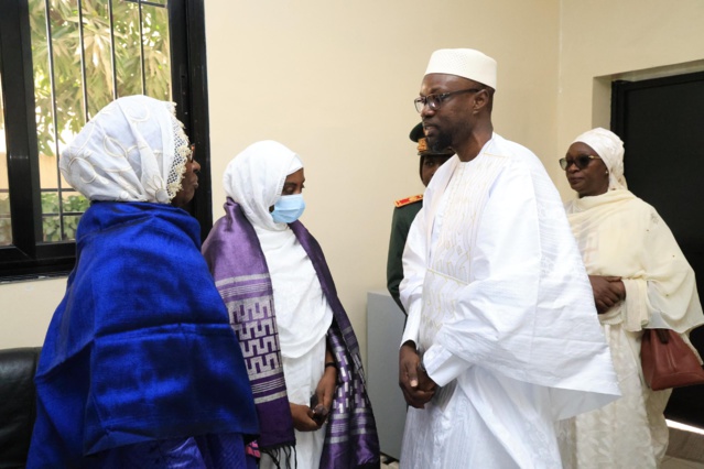 L' ex premier ministre Mohamed  Dione reçoit les éloges de la nation Sénégalaise (IMAGES DE LA LEVÉE DU CORPS)