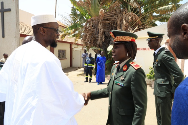 L' ex premier ministre Mohamed  Dione reçoit les éloges de la nation Sénégalaise (IMAGES DE LA LEVÉE DU CORPS)