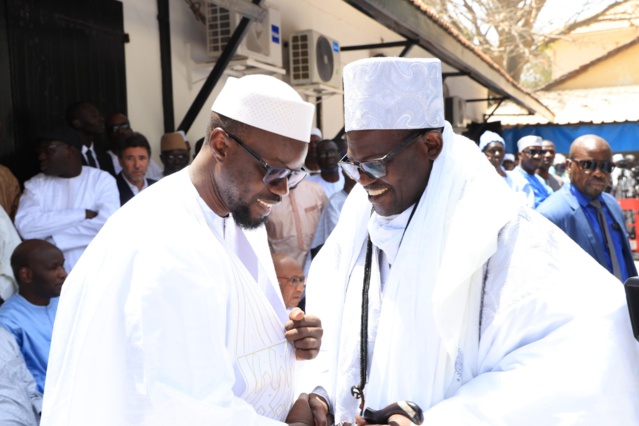 L' ex premier ministre Mohamed Dione reçoit les éloges de la nation Sénégalaise (IMAGES DE LA LEVÉE DU CORPS)