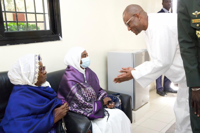 L' ex premier ministre Mohamed Dione reçoit les éloges de la nation Sénégalaise (IMAGES DE LA LEVÉE DU CORPS)