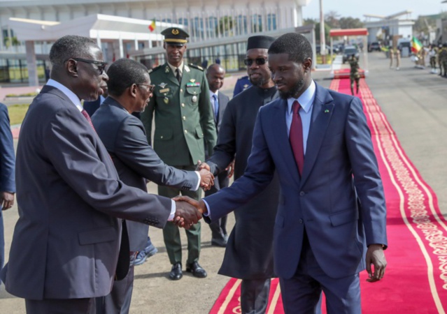 Sénégal: Bassirou Diomaye Faye en Mauritanie pour sa première visite à l’étranger Sénégal: Bassirou Diomaye Faye en Mauritanie pour sa première visite à l’étranger