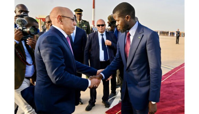 Le président de la République du Sénégal quitte Nouakchott à la fin d’une visite d’amitié et de travail Le président de la République du Sénégal quitte Nouakchott à la fin d’une visite d’amitié et de travail