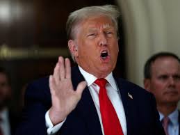 Au procès Trump, un témoin raconte la chasse aux scandales pour le protéger Au procès Trump, un témoin raconte la chasse aux scandales pour le protéger