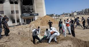 L' ONU exige une enquête internationale sur les fosses communes découvertes à Gaza L' ONU exige une enquête internationale sur les fosses communes découvertes à Gaza