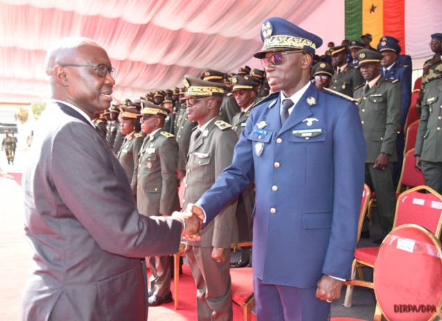 LE GENERAL BIRAME DIOP INSISTE SUR LA NECESSITE DE REVISITER LE CONCEPT ARMEE-NATION LE GENERAL BIRAME DIOP INSISTE SUR LA NECESSITE DE REVISITER LE CONCEPT ARMEE-NATION