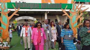 Dialogue national au Gabon: le pays se dirige vers un régime présidentiel fort Dialogue national au Gabon: le pays se dirige vers un régime présidentiel fort
