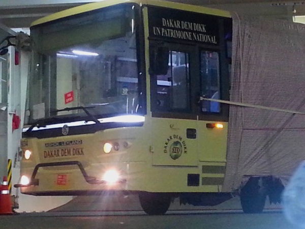 Arrêt sur image: "Les bus publics aux couleurs de l'Apr" Arrêt sur image: "Les bus publics aux couleurs de l'Apr"