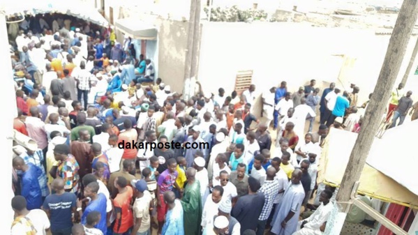 Enterrement de Pacotille à Thiaroye Kaw. (images) Enterrement de Pacotille à Thiaroye Kaw. (images)