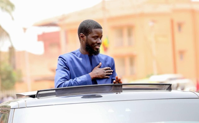Bissau déroule le tapis pour le chef de l'Etat Sénégalais Bassirou Diomaye Faye (IMAGES) Bissau déroule le tapis pour le chef de l'Etat Sénégalais Bassirou Diomaye Faye (IMAGES)