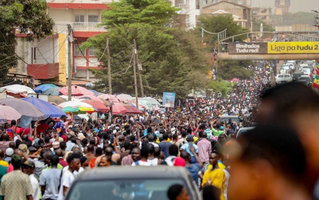 Bissau déroule le tapis pour le chef de l'Etat Sénégalais Bassirou Diomaye Faye (IMAGES) Bissau déroule le tapis pour le chef de l'Etat Sénégalais Bassirou Diomaye Faye (IMAGES)