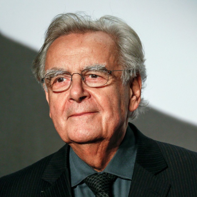 LE PRÉSENTATEUR ET ÉCRIVAIN FRANÇAIS BERNARD PIVOT EST MORT À L’ÂGE DE 89 ANS LE PRÉSENTATEUR ET ÉCRIVAIN FRANÇAIS BERNARD PIVOT EST MORT À L’ÂGE DE 89 ANS