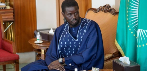 Palais : Le Président Bassirou Diomaye Faye a rencontré une ancienne ministre de Macky Sall Palais : Le Président Bassirou Diomaye Faye a rencontré une ancienne ministre de Macky Sall